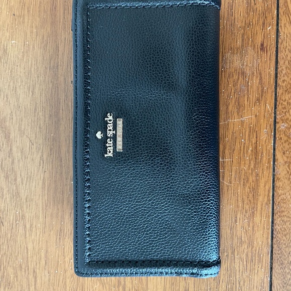 Kate Spade - Picture 3 of 3